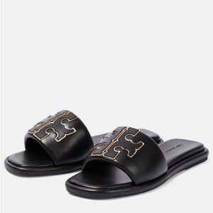 TORY BURCH
Double T leather slides